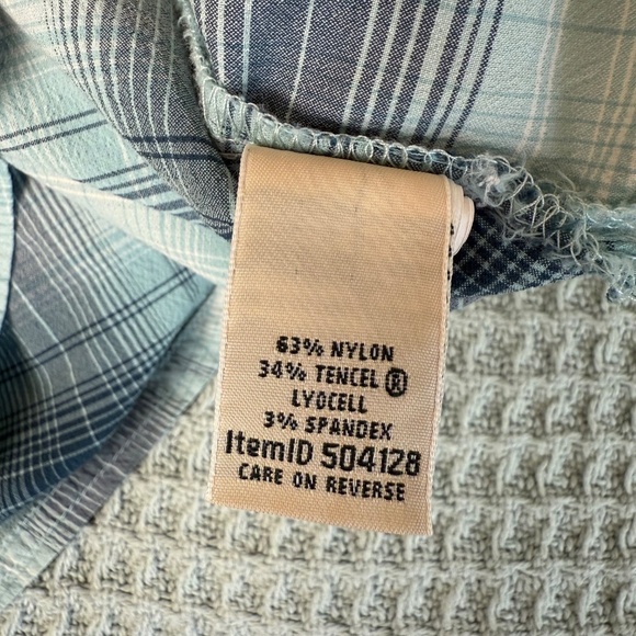 LL Bean Beach Cruiser Shirt Womens Large Reg Blue Plaid Top Blouse Gorpcore - Picture 5 of 9
